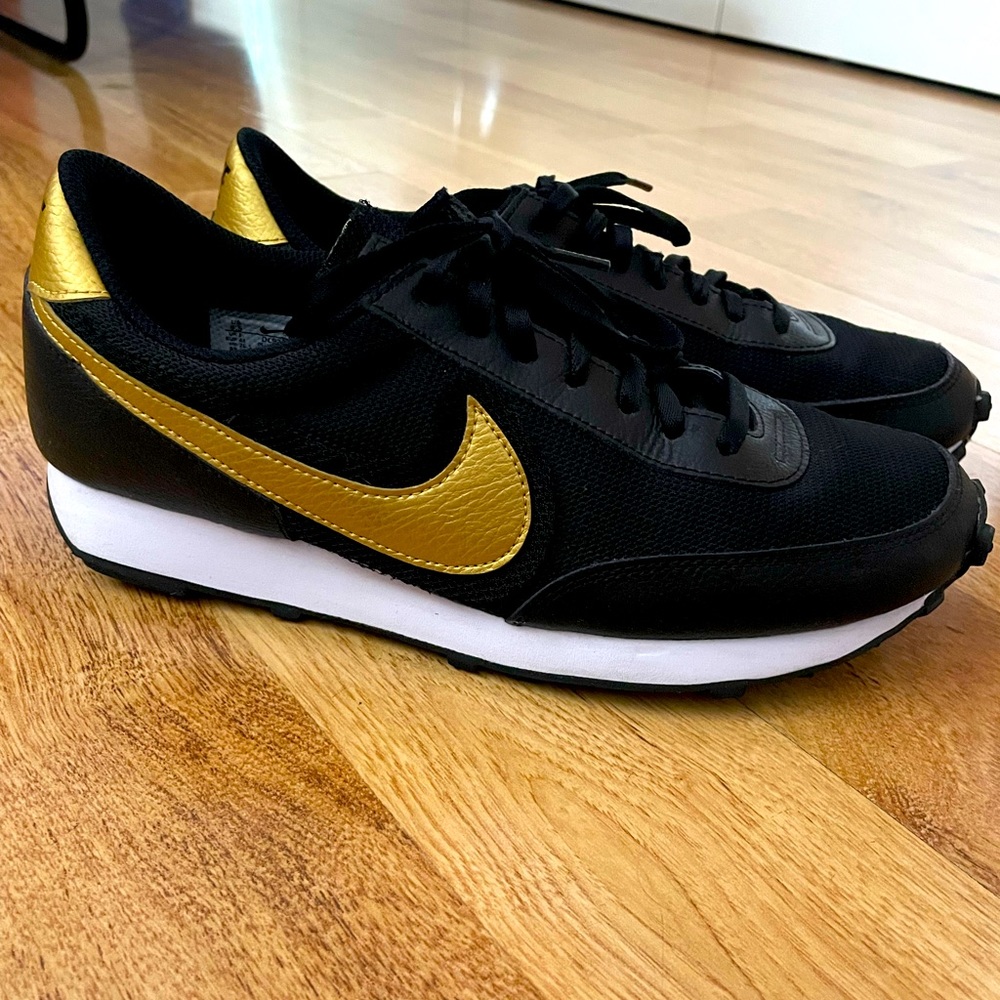 Nike Cortez Size 8.5